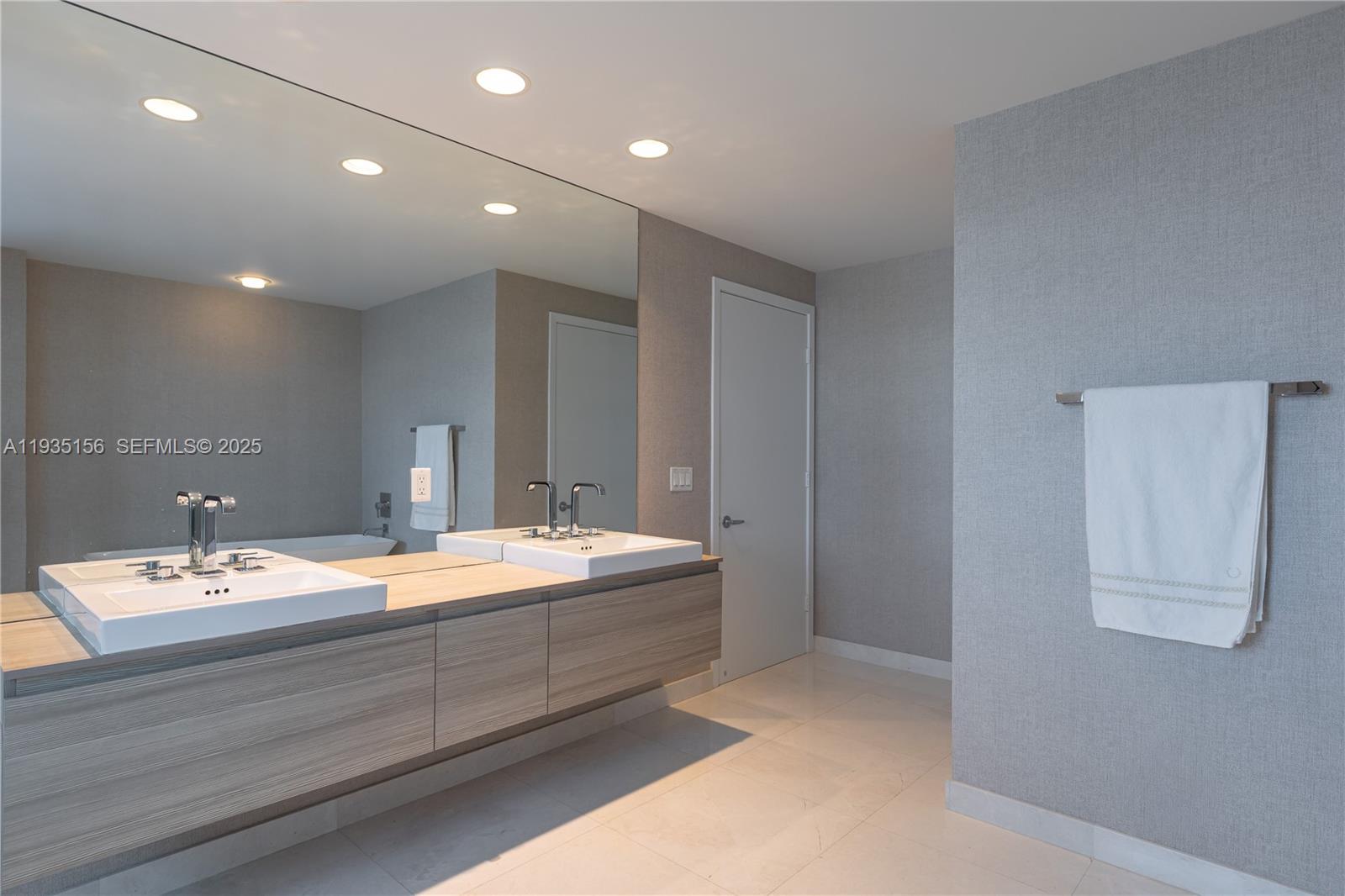 image Marina Palms North21