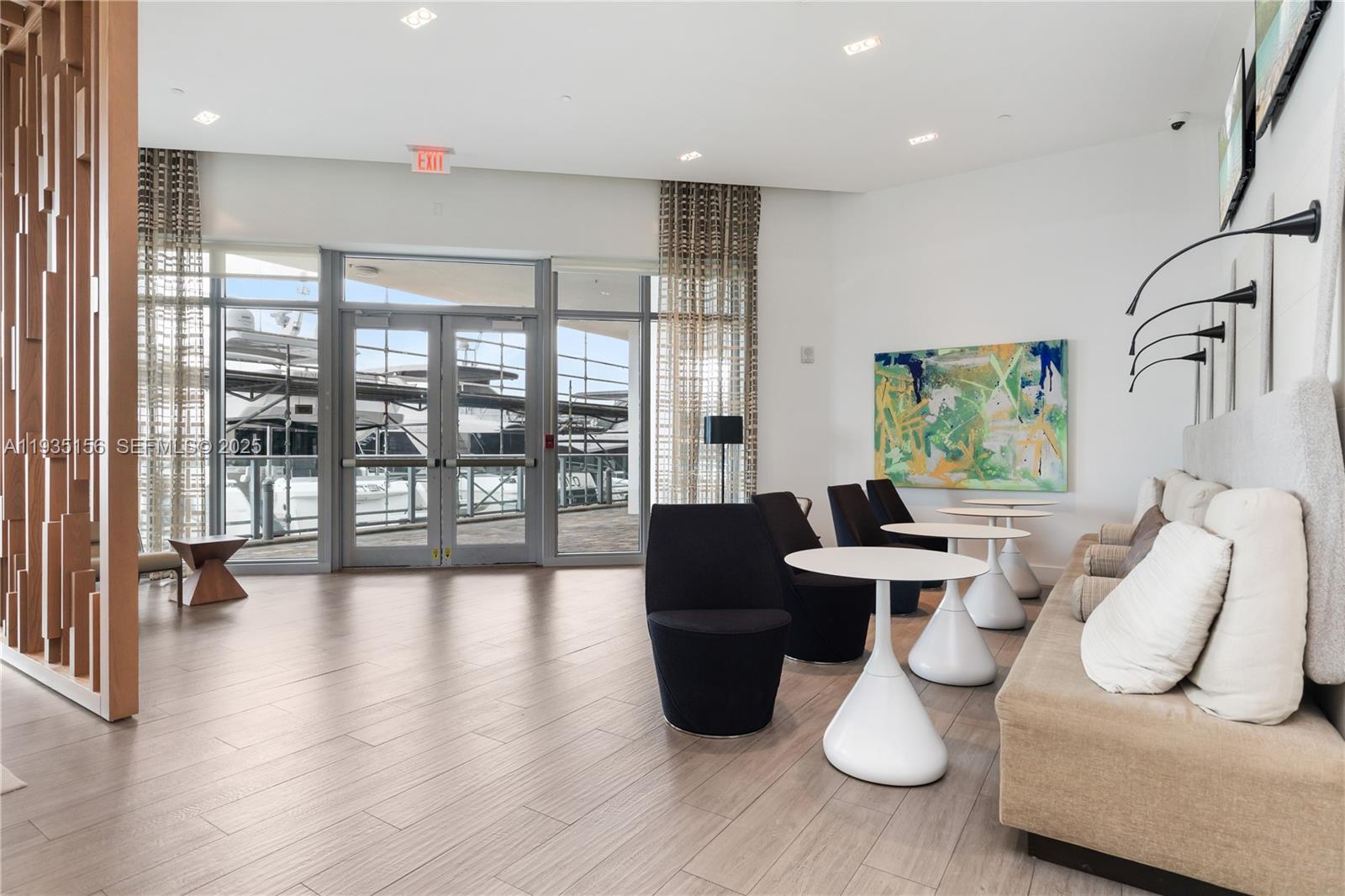 image Marina Palms North48