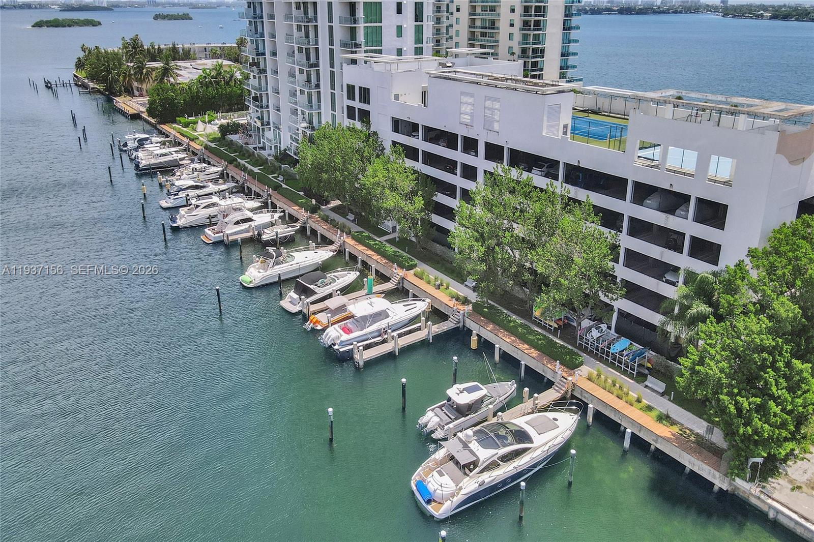 7930 East Dr #1806 North Bay Village, FL 33141