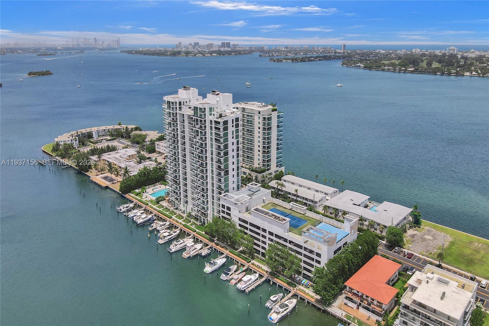 7930 East Dr #1806 North Bay Village, FL 33141