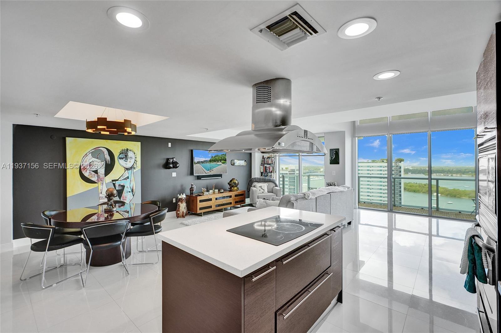 7930 East Dr #1806 North Bay Village, FL 33141