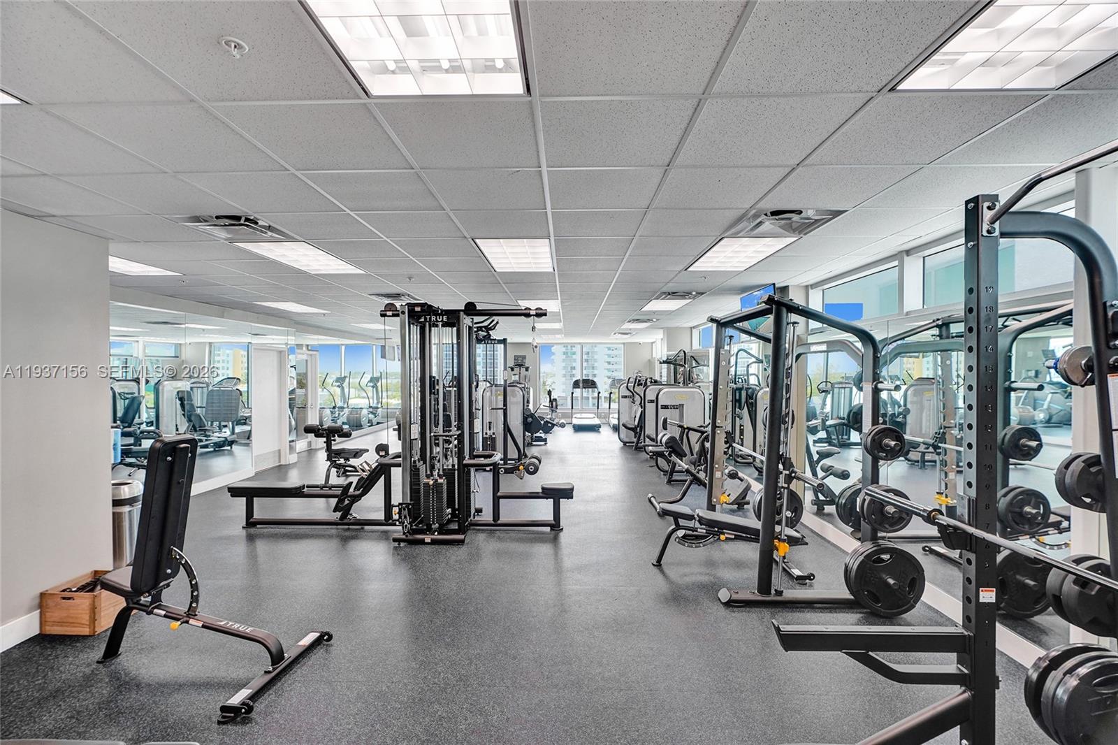 7930 East Dr #1806 North Bay Village, FL 33141