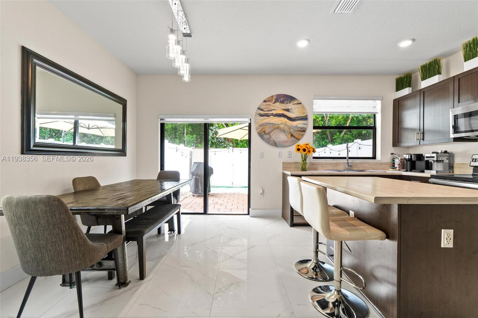 10513 W 32nd Ln Hialeah, FL 33018