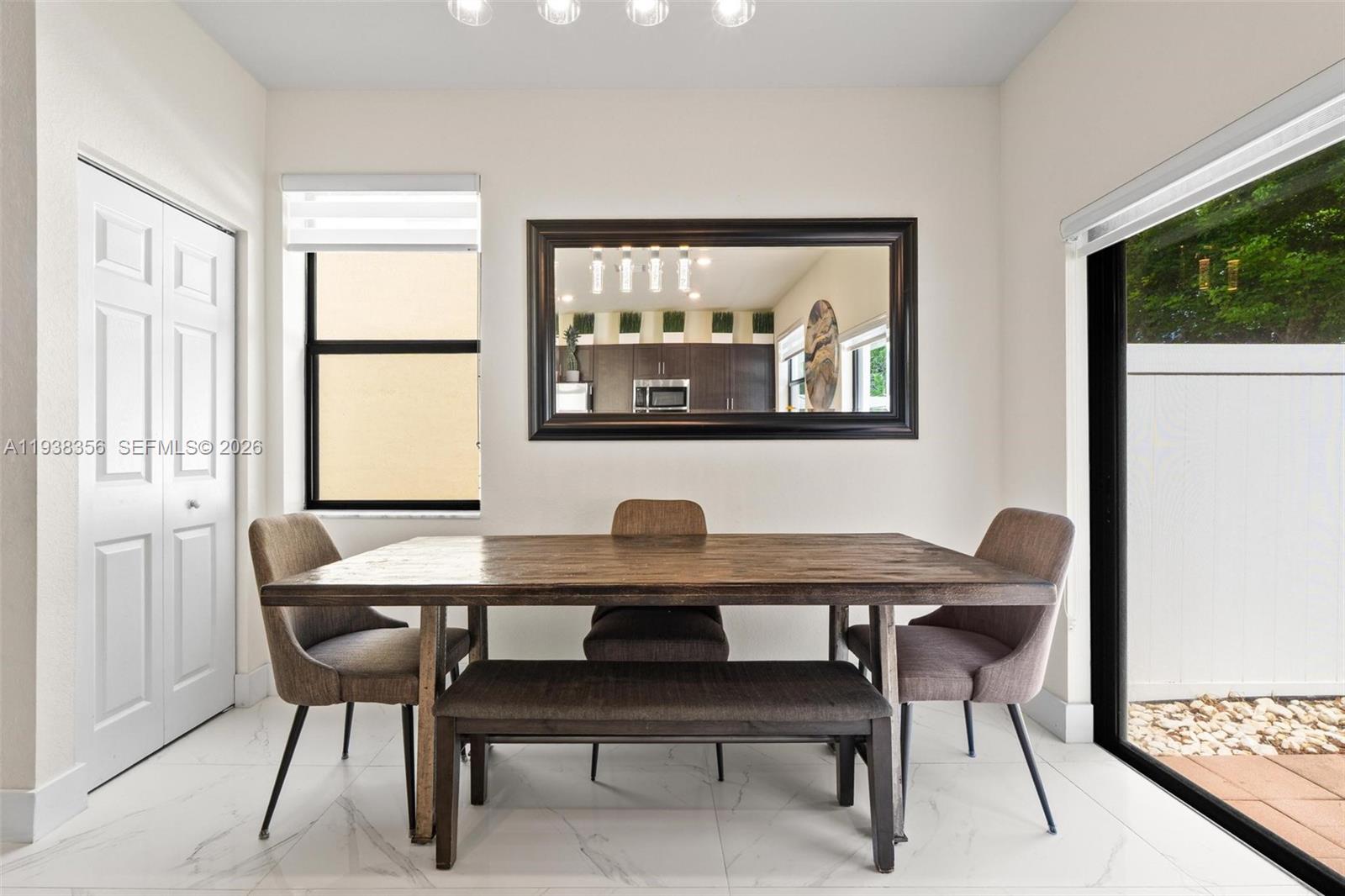 10513 W 32nd Ln Hialeah, FL 33018