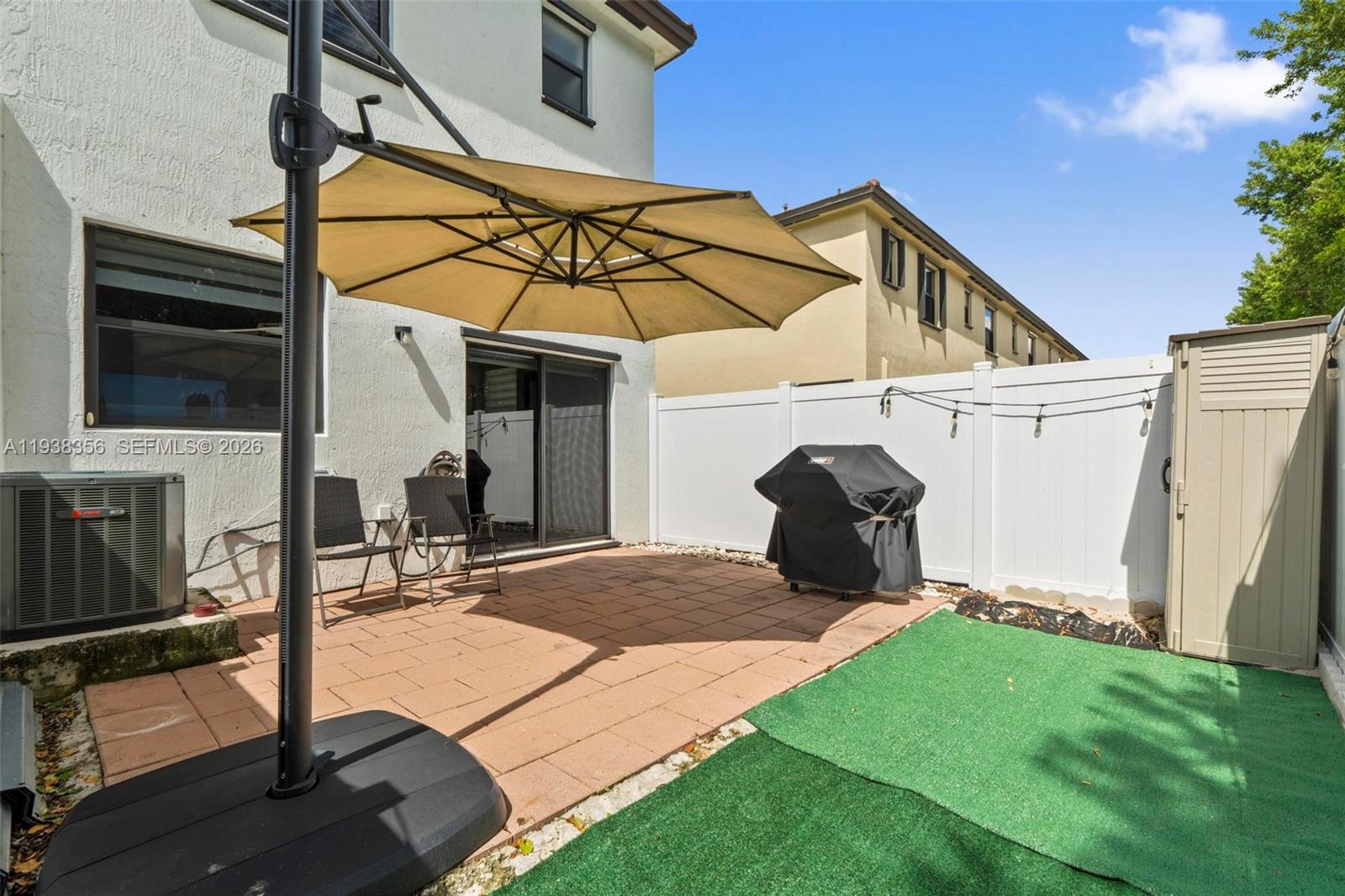 10513 W 32nd Ln Hialeah, FL 33018