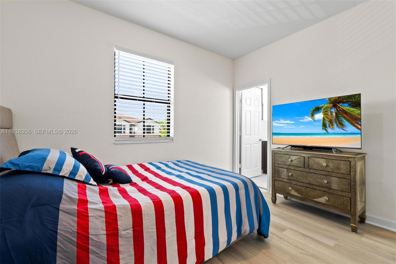 10513 W 32nd Ln Hialeah, FL 33018