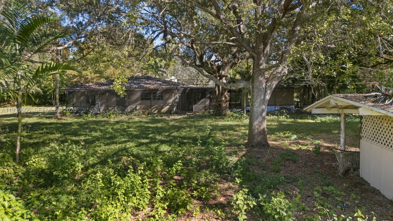 13500 SW 68th Ct Pinecrest, FL 33156