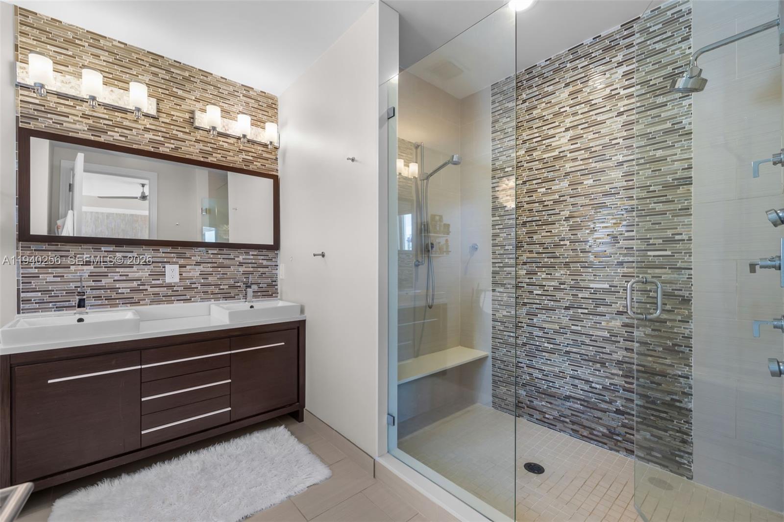 1317 NE 2nd St Fort Lauderdale, FL 33301