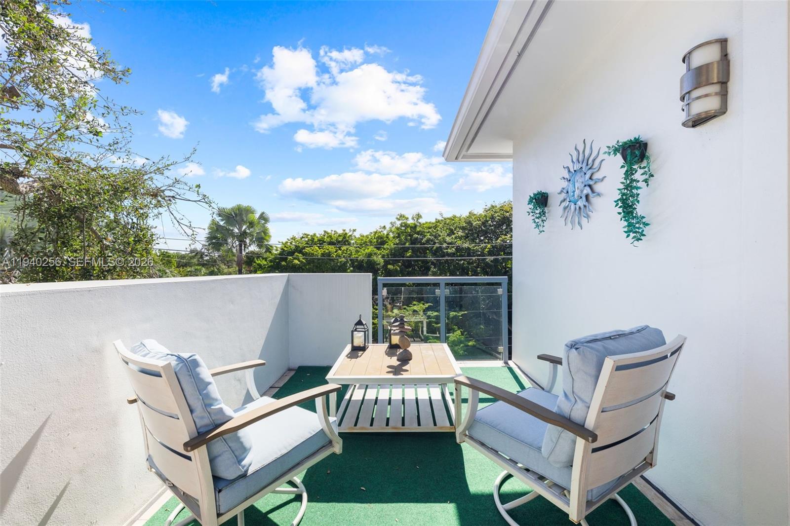 1317 NE 2nd St Fort Lauderdale, FL 33301