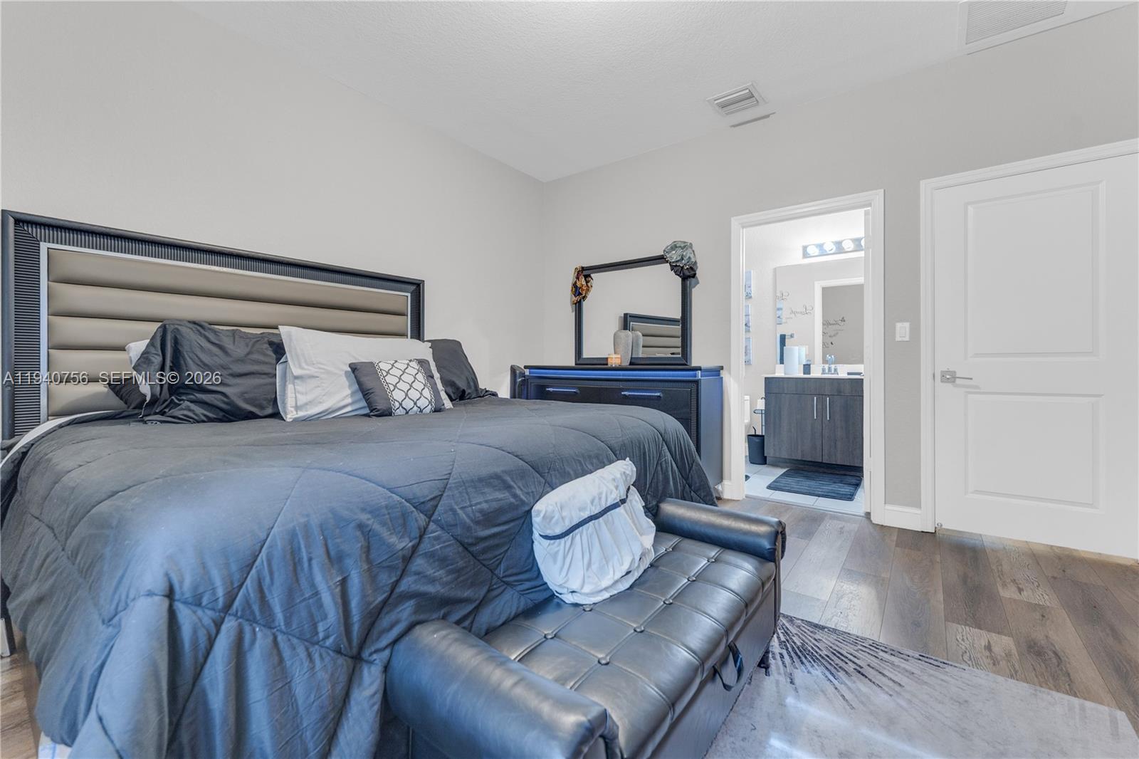 4040 NW 11th St Lauderhill, FL 33313