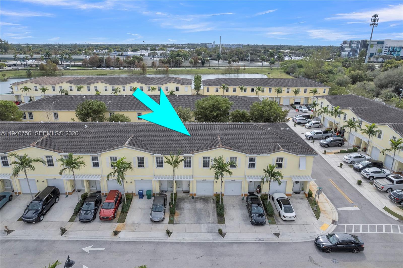 4040 NW 11th St Lauderhill, FL 33313