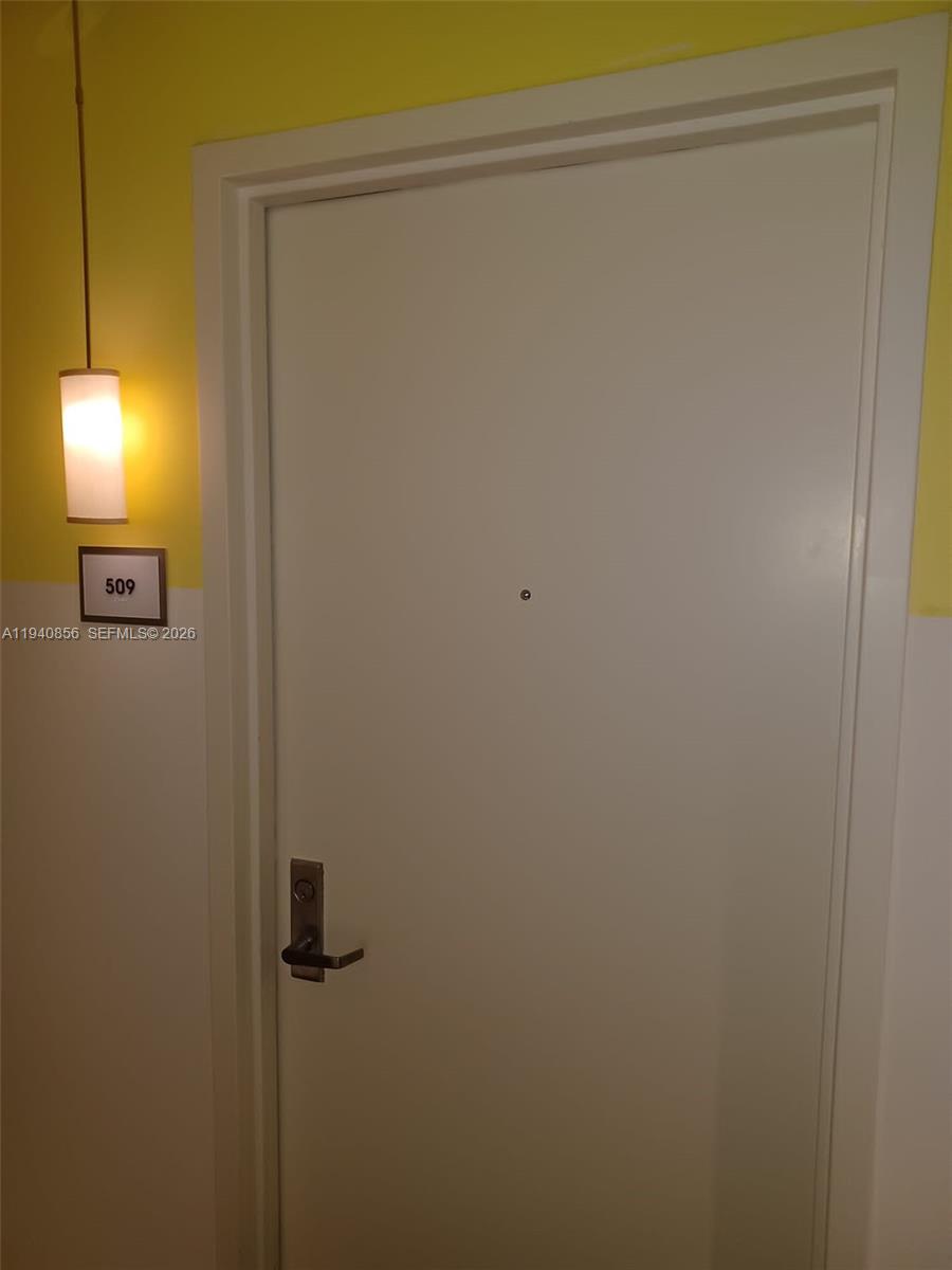 image Icon Brickell II8