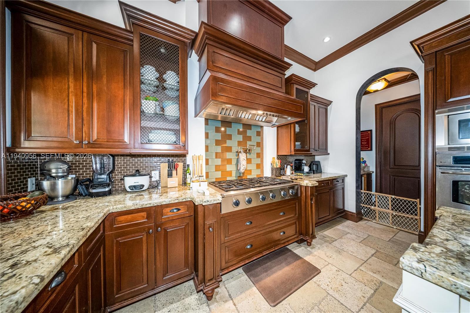 7538 SW 64th St Miami, FL 33143