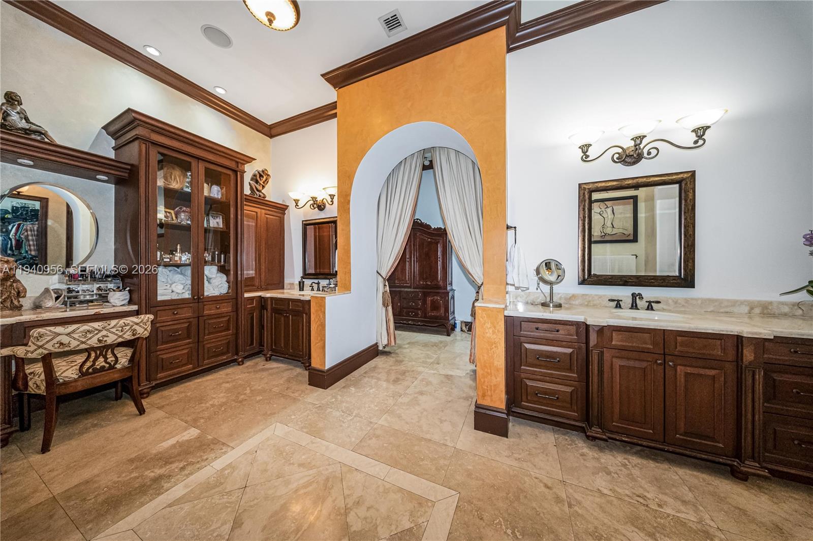 7538 SW 64th St Miami, FL 33143