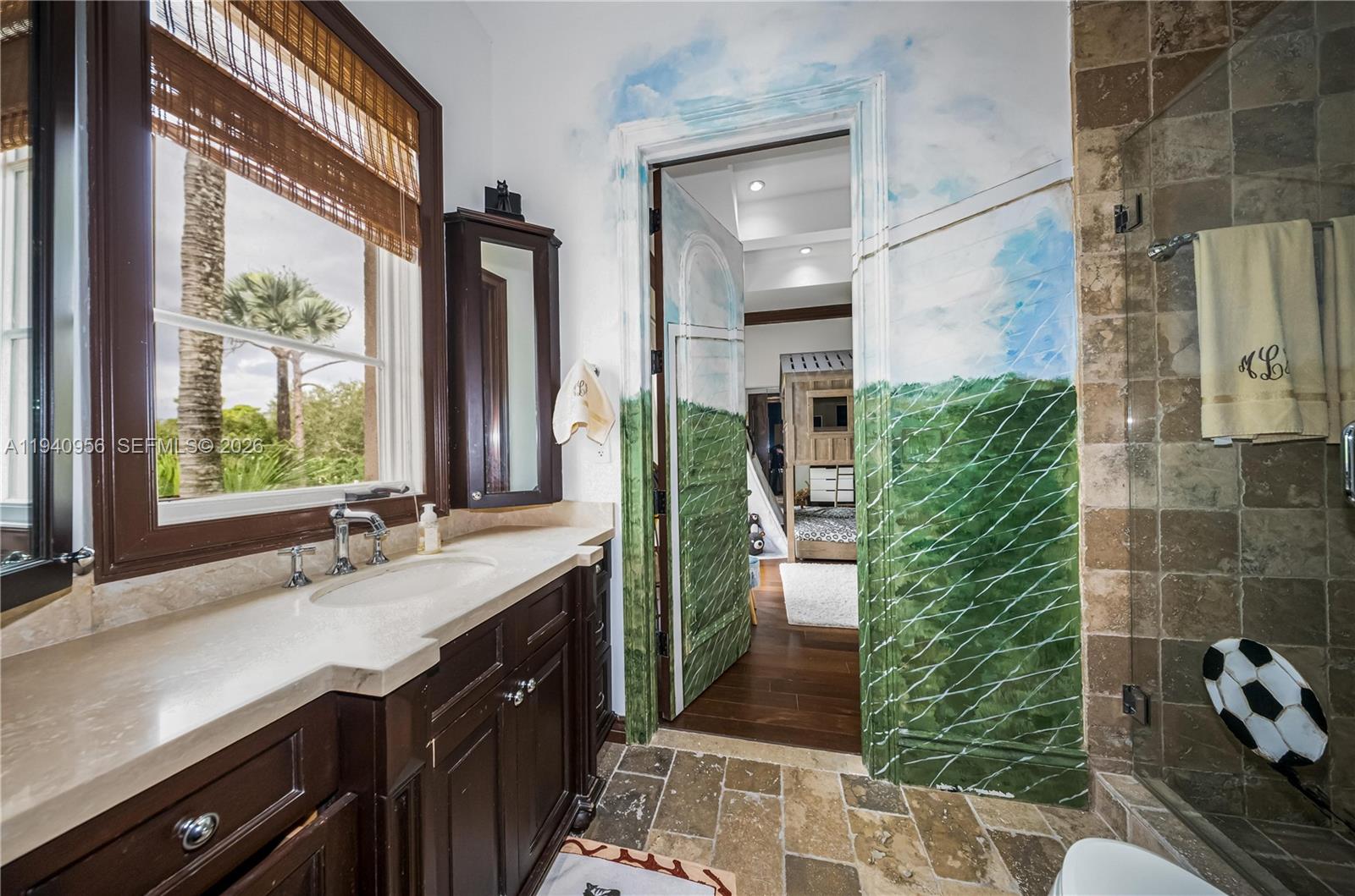 7538 SW 64th St Miami, FL 33143