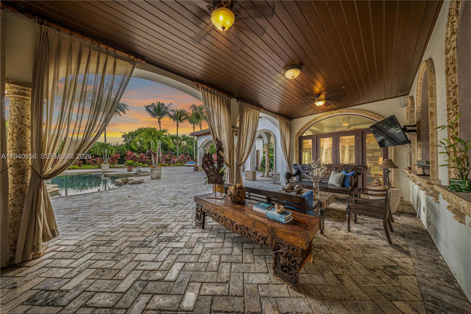 7538 SW 64th St Miami, FL 33143