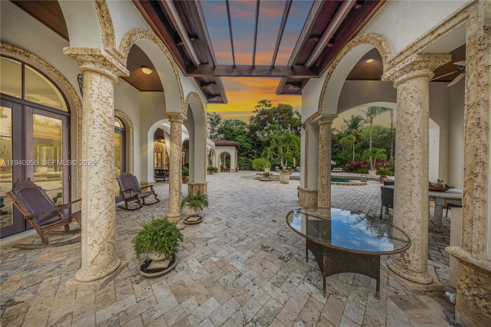 7538 SW 64th St Miami, FL 33143