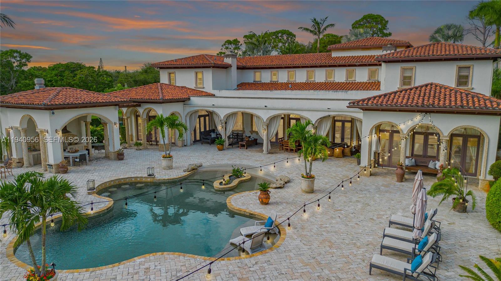 7538 SW 64th St Miami, FL 33143