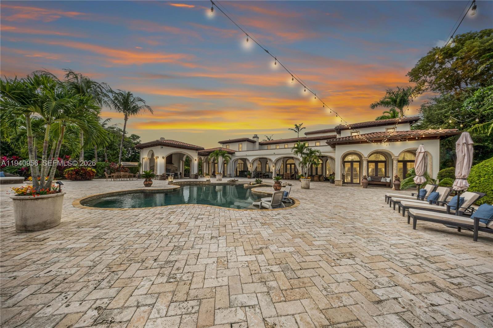 7538 SW 64th St Miami, FL 33143