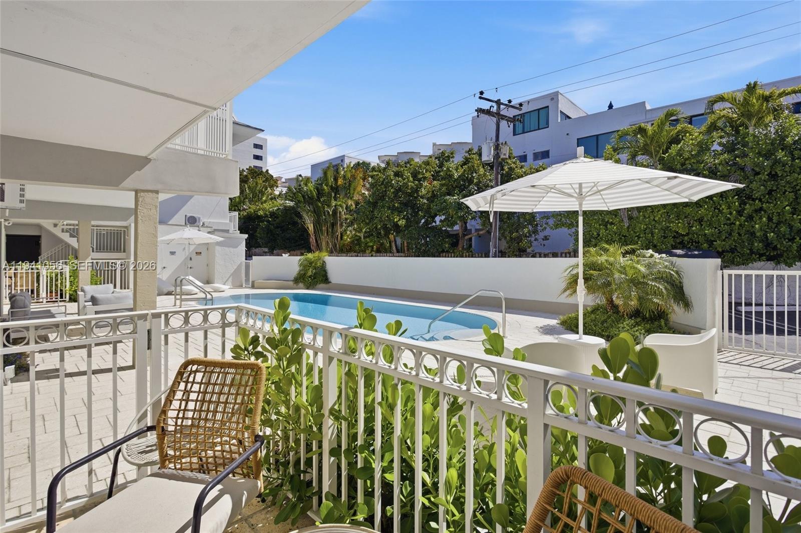 290 Sunrise Dr #110 Key Biscayne, FL 33149