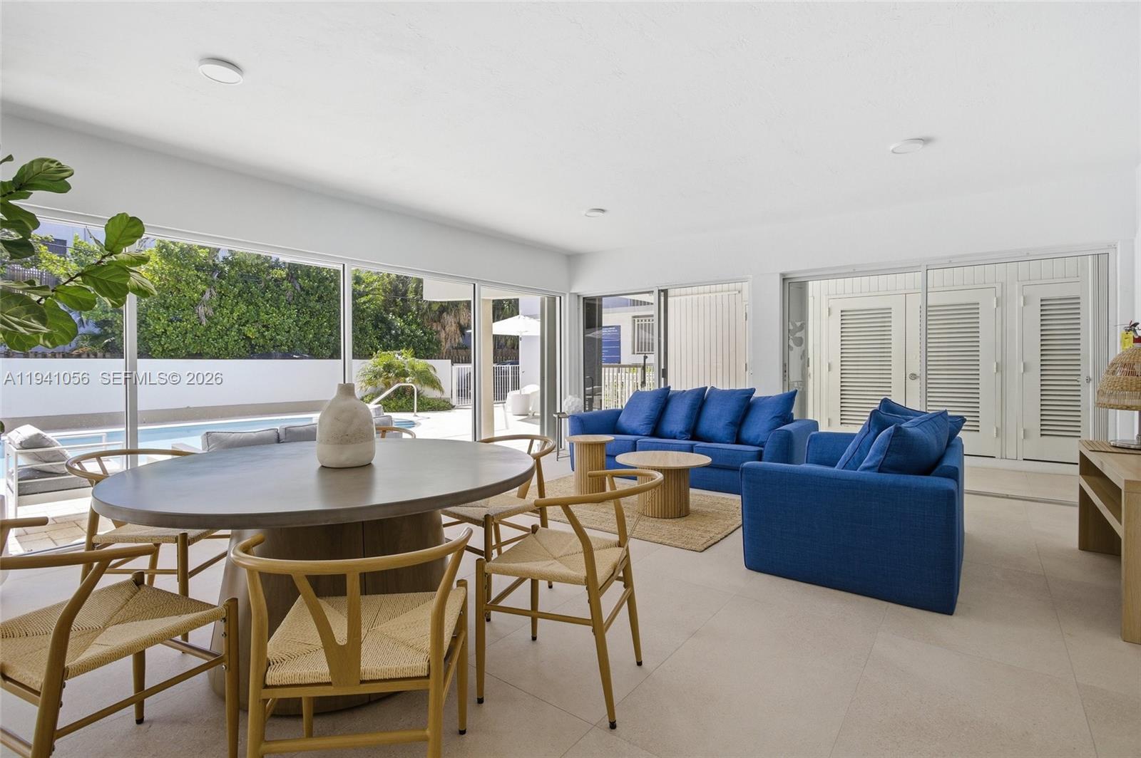 290 Sunrise Dr #110 Key Biscayne, FL 33149