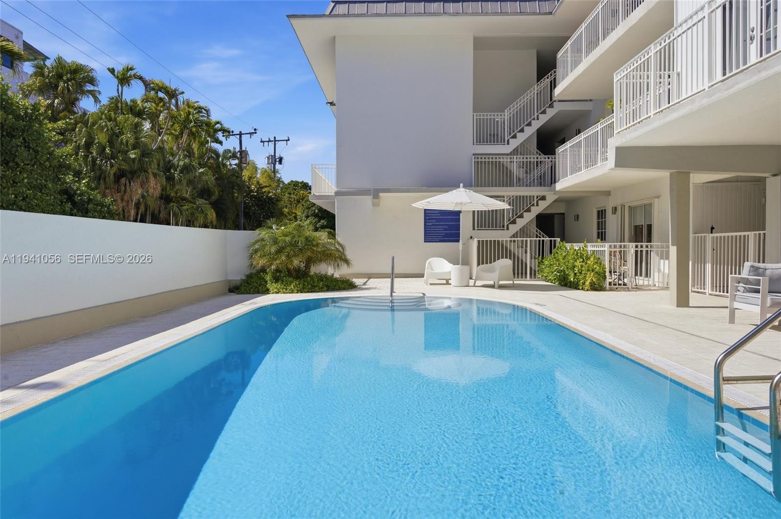 290 Sunrise Dr #110 Key Biscayne, FL 33149