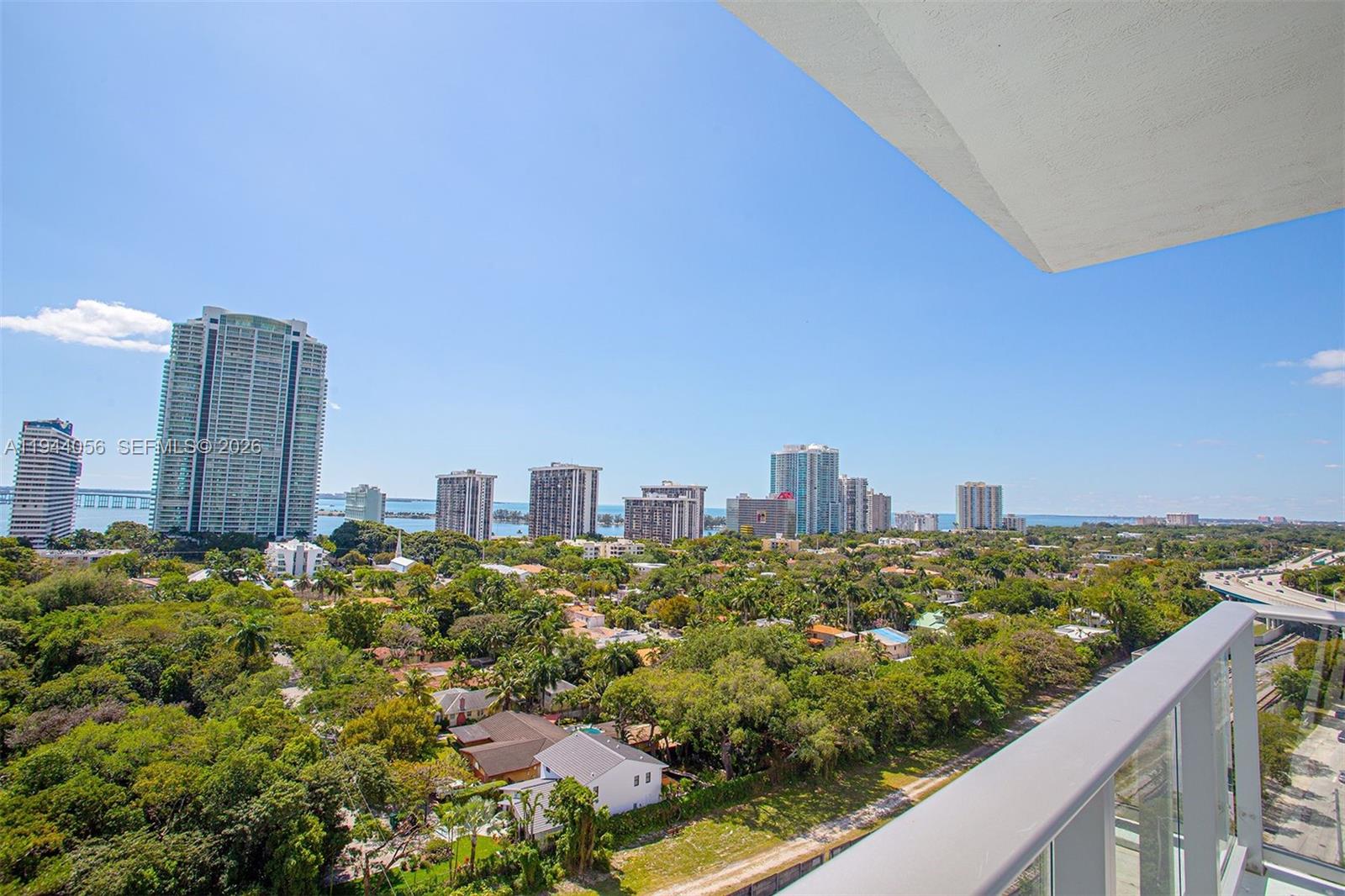 image Le Parc at Brickell37