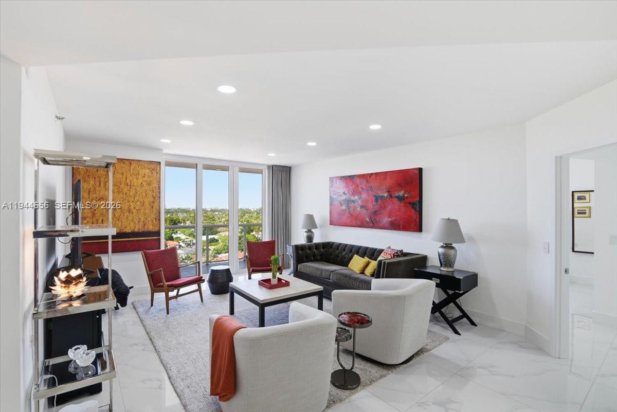 8925 Collins Ave #9F