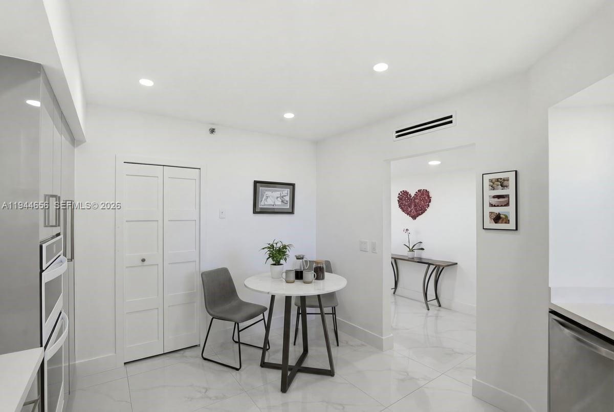 8925 Collins Ave #9F Surfside, FL 33154