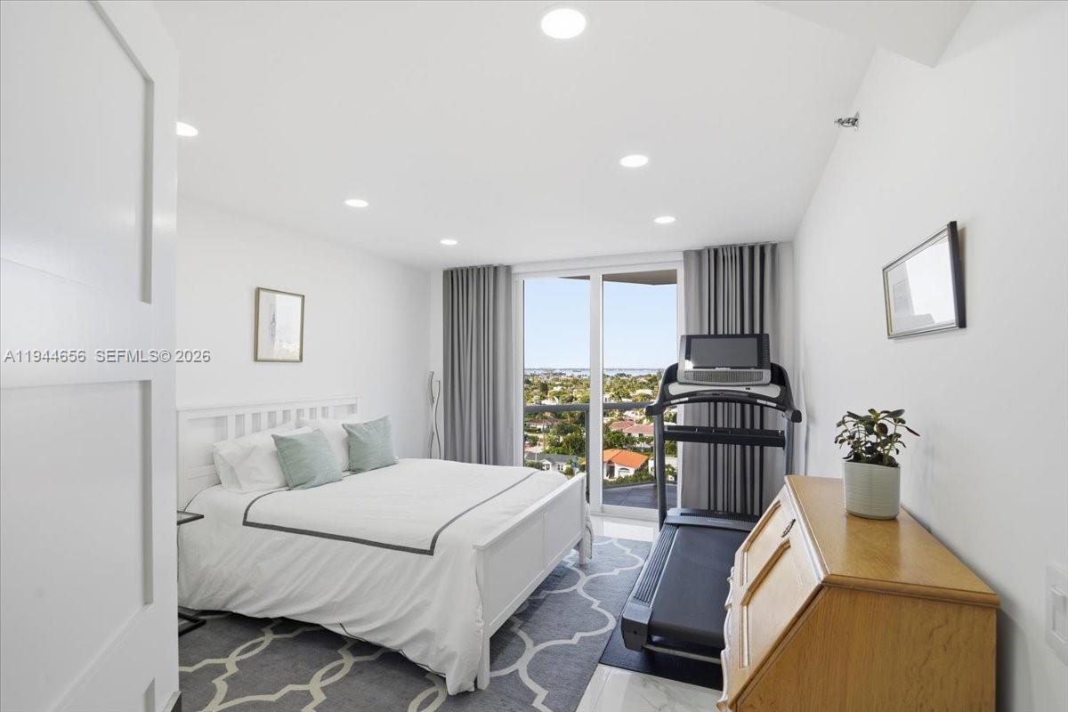 8925 Collins Ave #9F Surfside, FL 33154