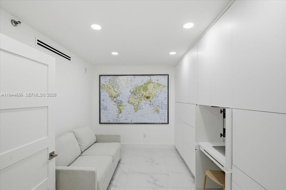 8925 Collins Ave #9F Surfside, FL 33154