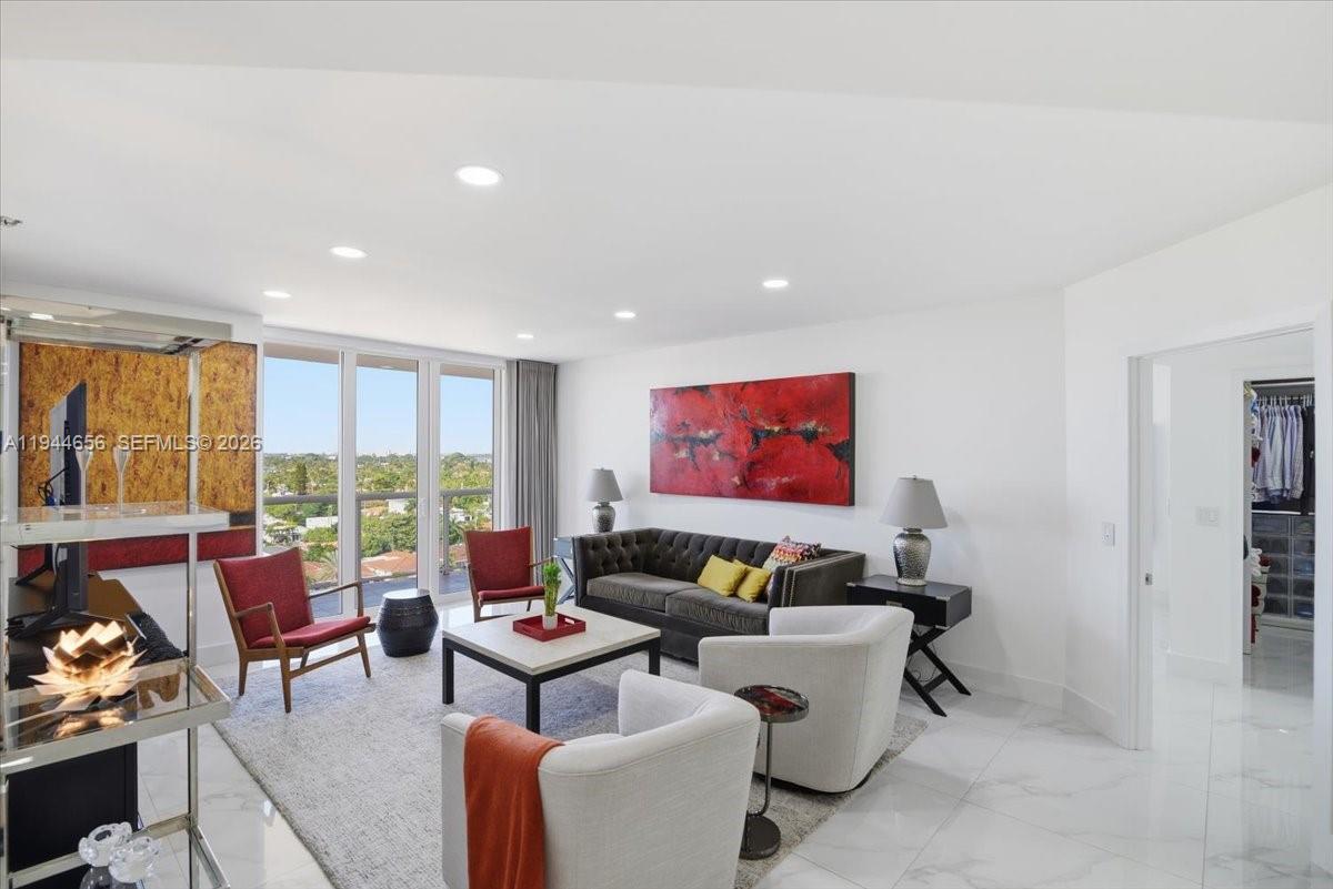 8925 Collins Ave #9F Surfside, FL 33154