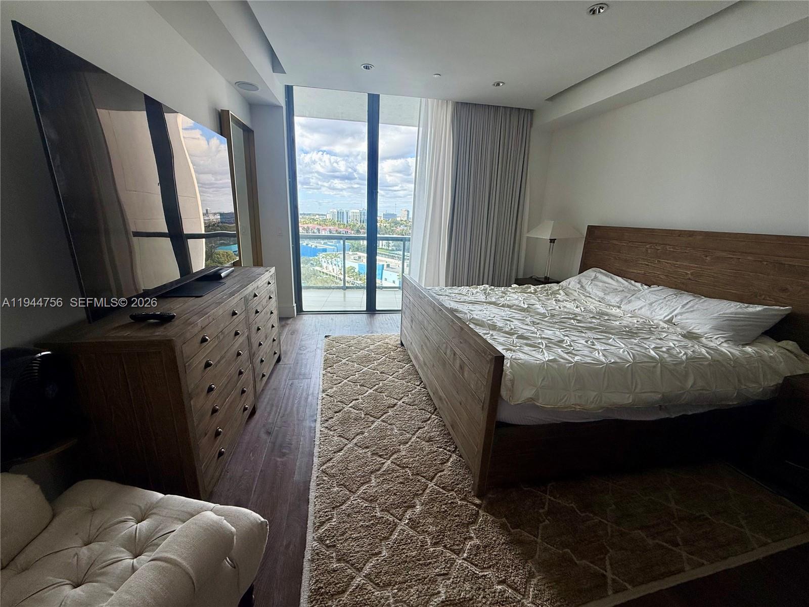 image Echo Aventura13