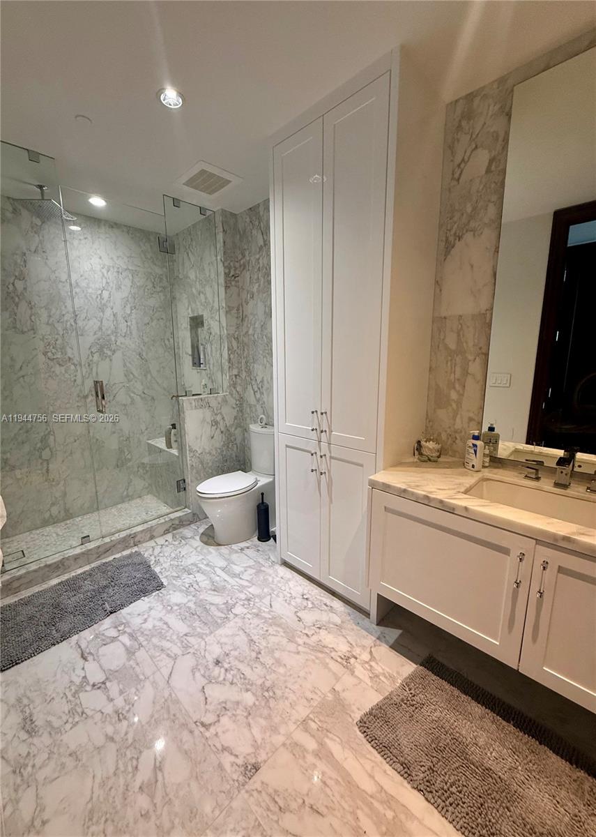 image Echo Aventura16