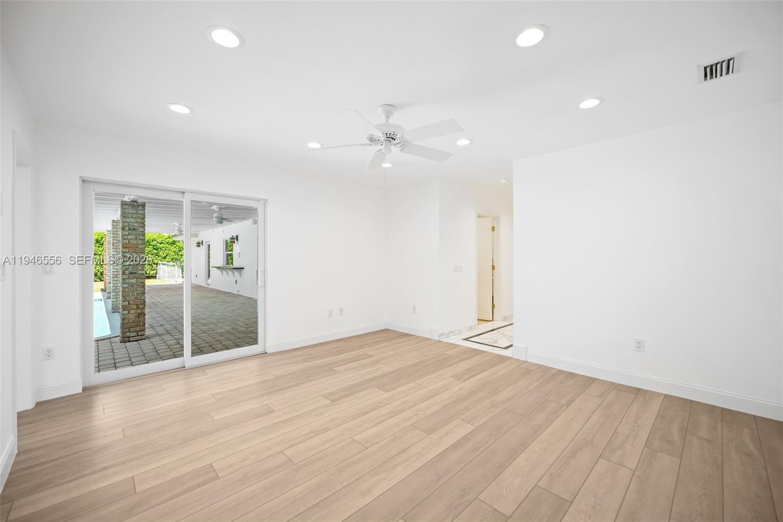 13060 SW 70th Ave Pinecrest, FL 33156