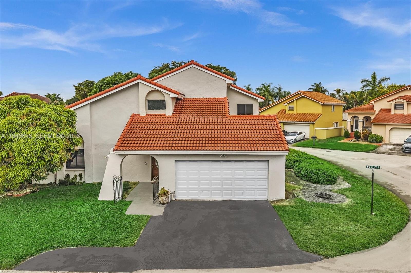 17532 NW 61st Ct N Hialeah, FL 33015