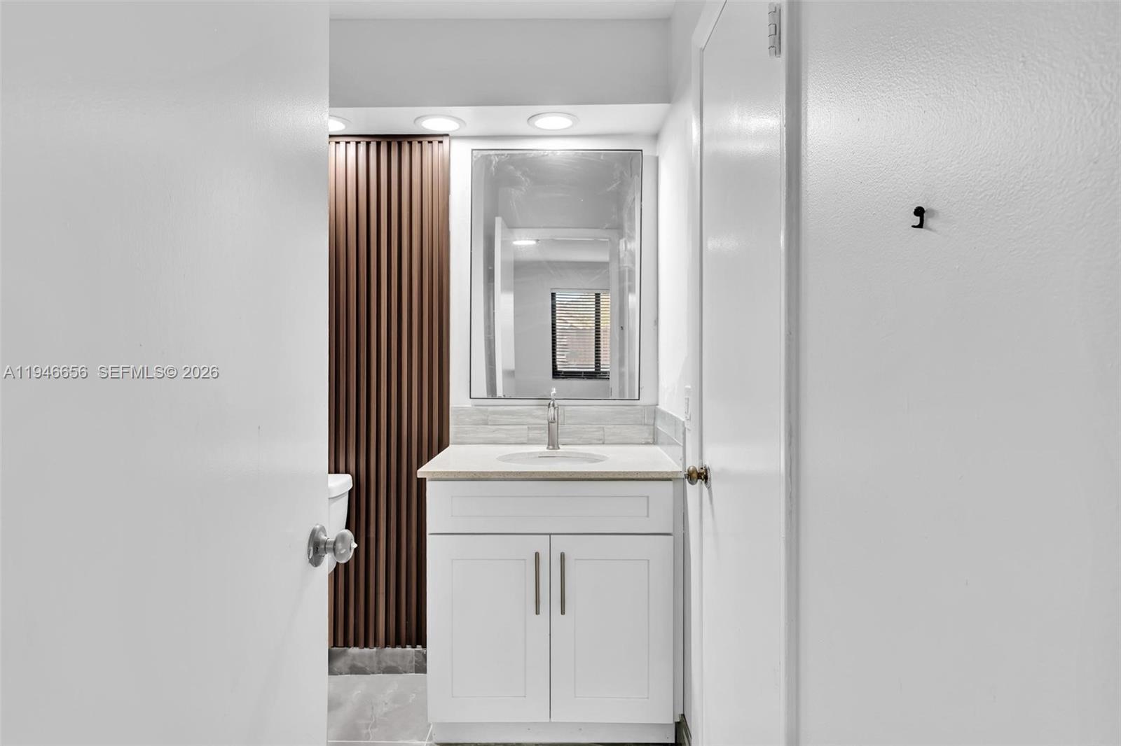 17532 NW 61st Ct N Hialeah, FL 33015