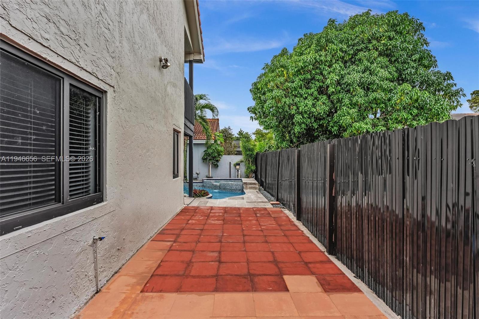 17532 NW 61st Ct N Hialeah, FL 33015