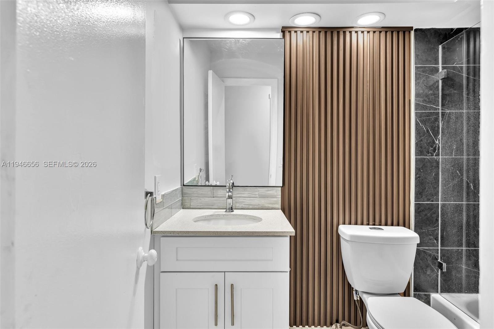 17532 NW 61st Ct N Hialeah, FL 33015