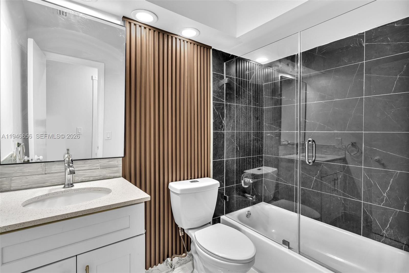 17532 NW 61st Ct N Hialeah, FL 33015