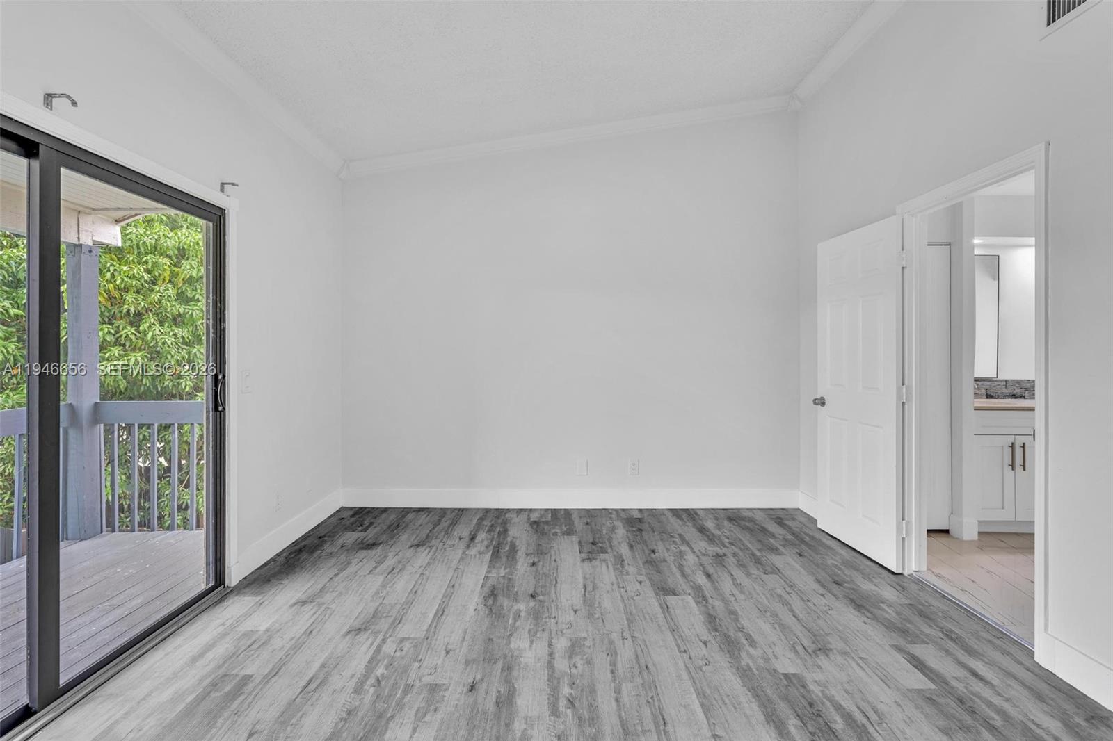 17532 NW 61st Ct N Hialeah, FL 33015