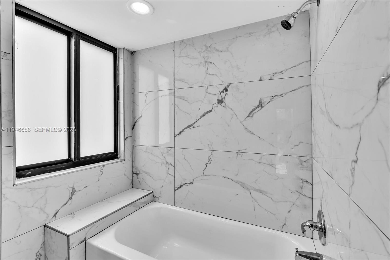 17532 NW 61st Ct N Hialeah, FL 33015