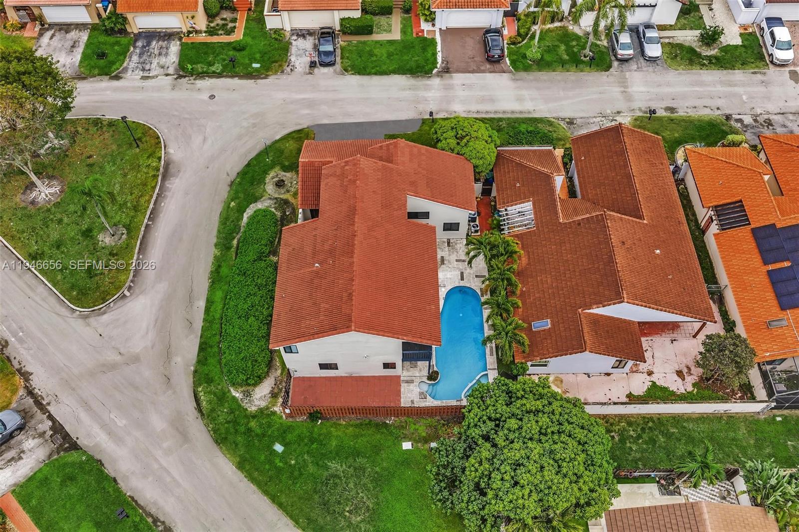 17532 NW 61st Ct N Hialeah, FL 33015