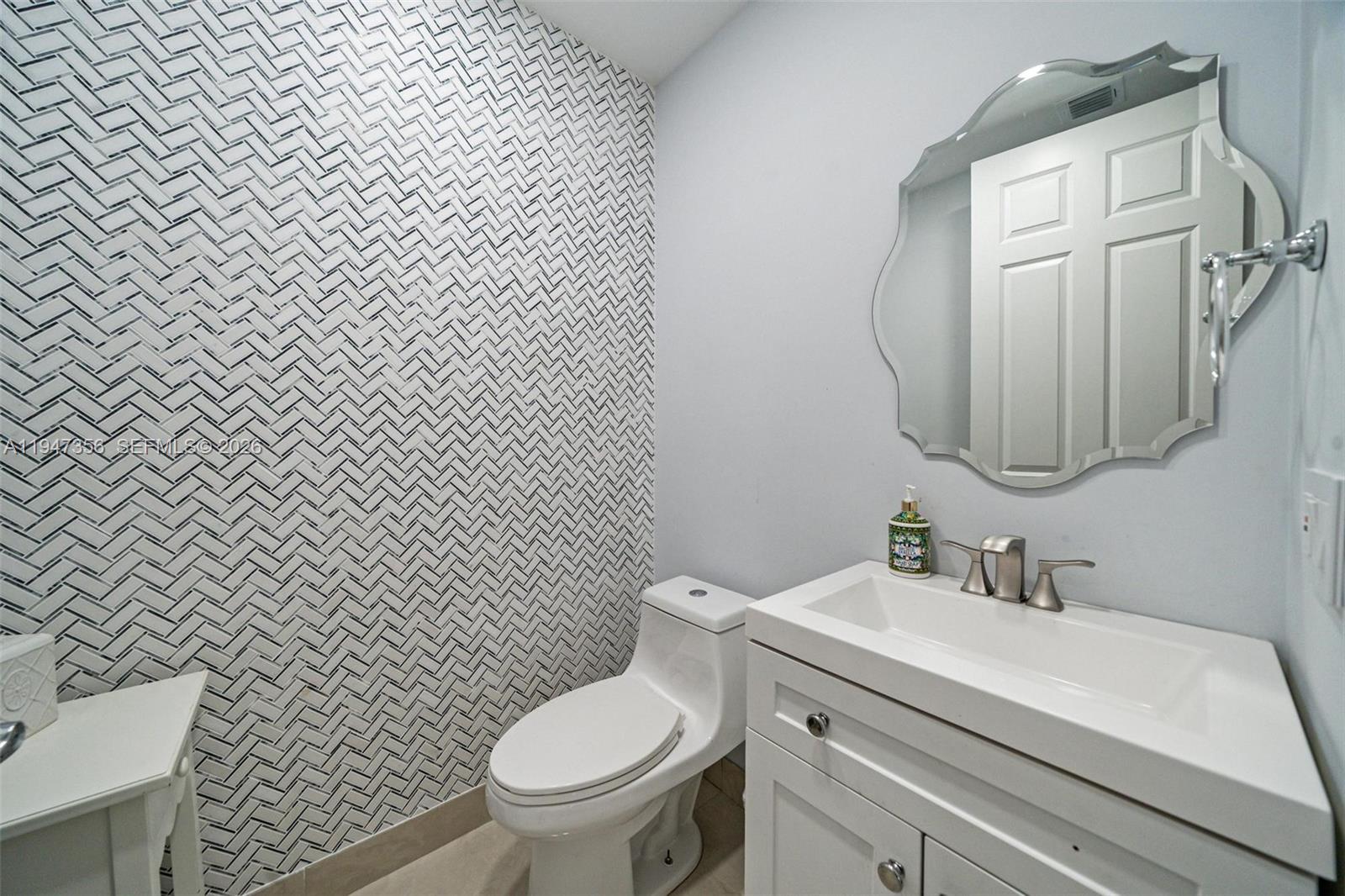 20920 NE 32nd Ave Aventura, FL 33180