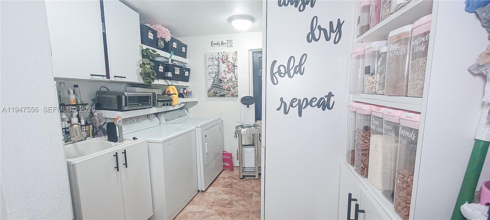 10330 NW 36th Ct Miami, FL 33147