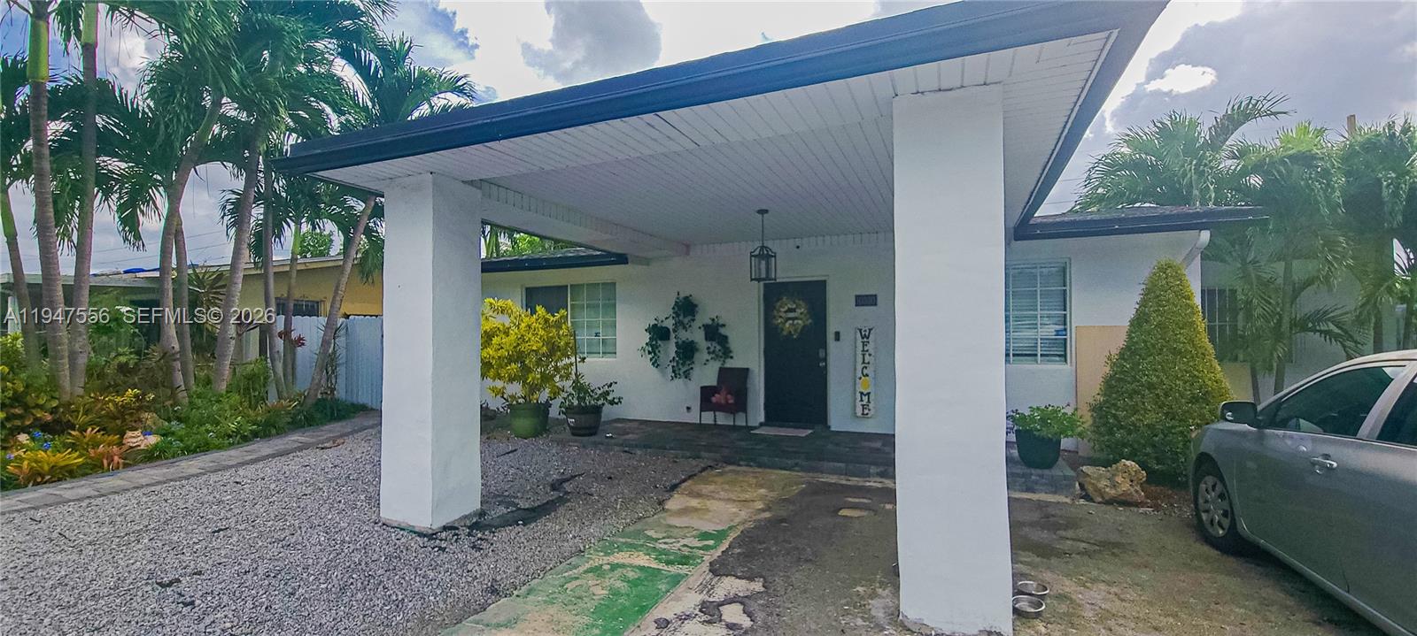 10330 NW 36th Ct Miami, FL 33147