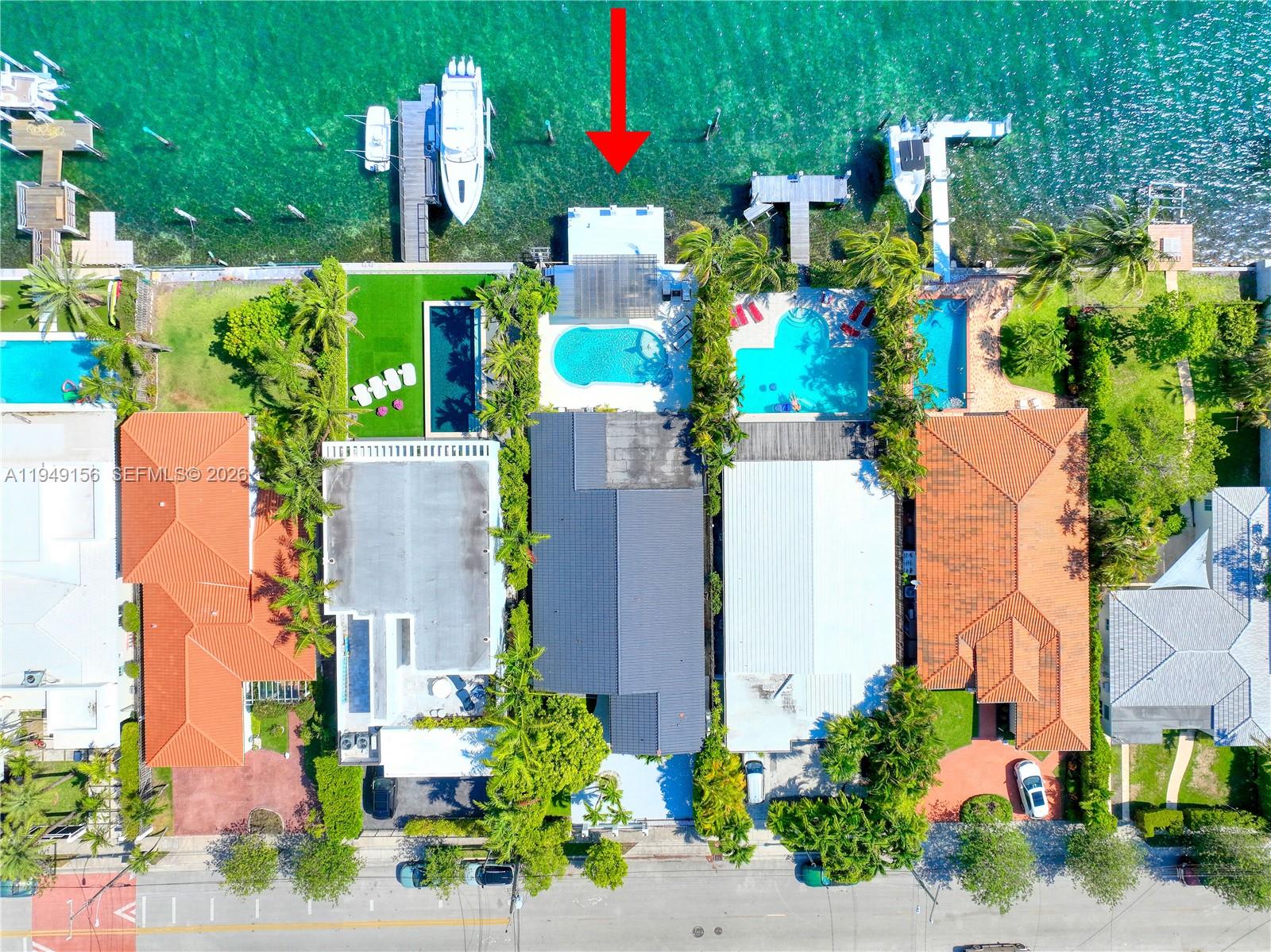 1405 Stillwater Dr Miami Beach, FL 33141