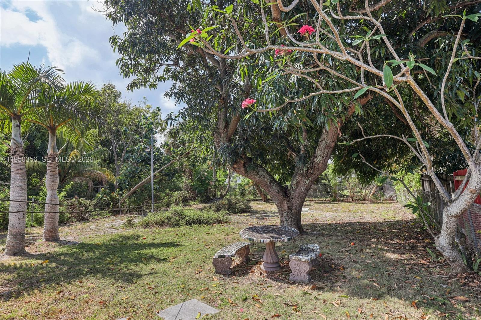 1531 N 17th Ave N Lake Worth, FL 33460