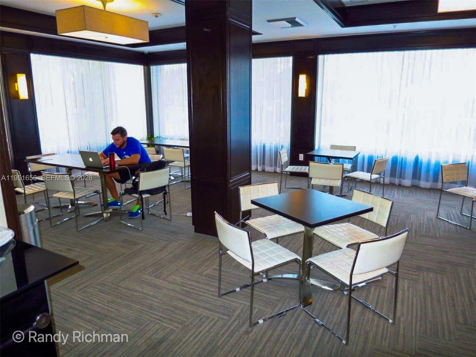 image Charter Club14