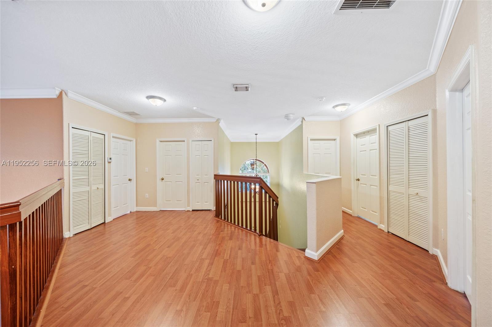 5902 SW 166th Ct Miami, FL 33193